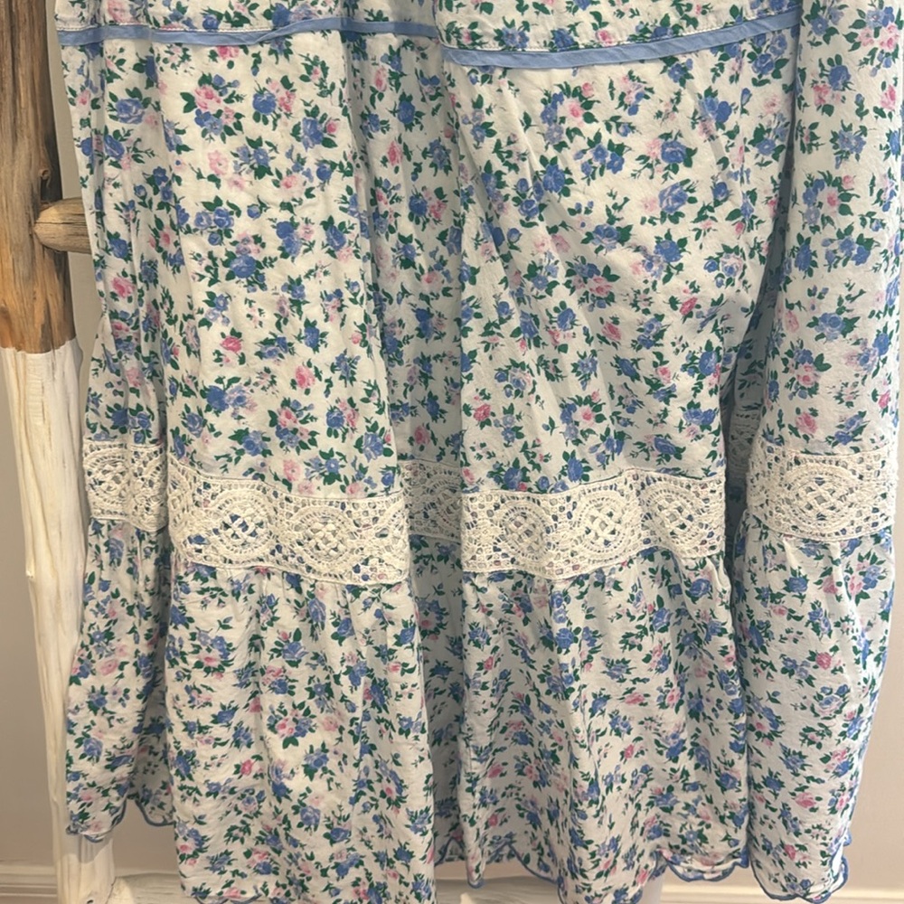 LoveShackFancy - Picture 2 of 5